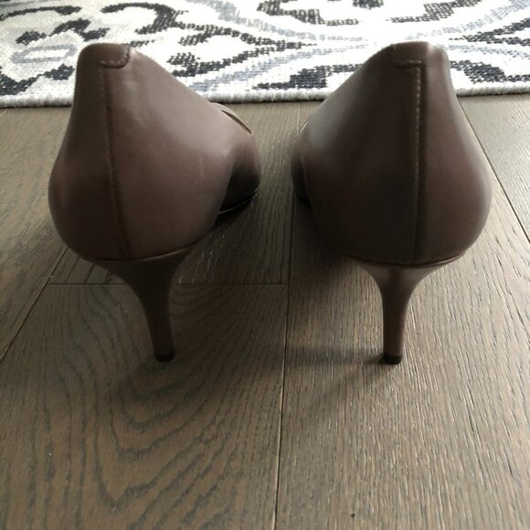 Cole Haan Grand. OS Leather Hi Heel Shoes w 2" Heels Dark Taupe Sz 9.5B NWOT - Picture 4 of 6